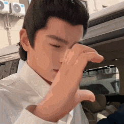 网友扒了他一圈后感慨：人怎么能老实成这样......