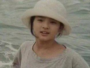 宋慧乔重回大荧幕状态好得出奇，从清纯美少女到知性御姐，一起看看她的演艺之路吧！