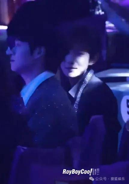 这场晚会台下简直是追星现场,名场面太多了吧?