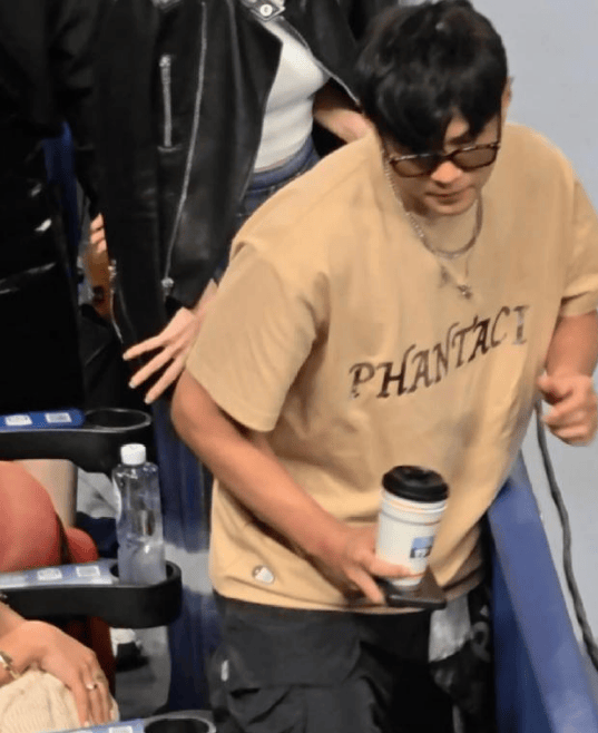 考古|昆凌现身暴瘦变化大！7年剖腹产下3娃，从“打工妹”到“天王嫂”，她的辛苦谁懂