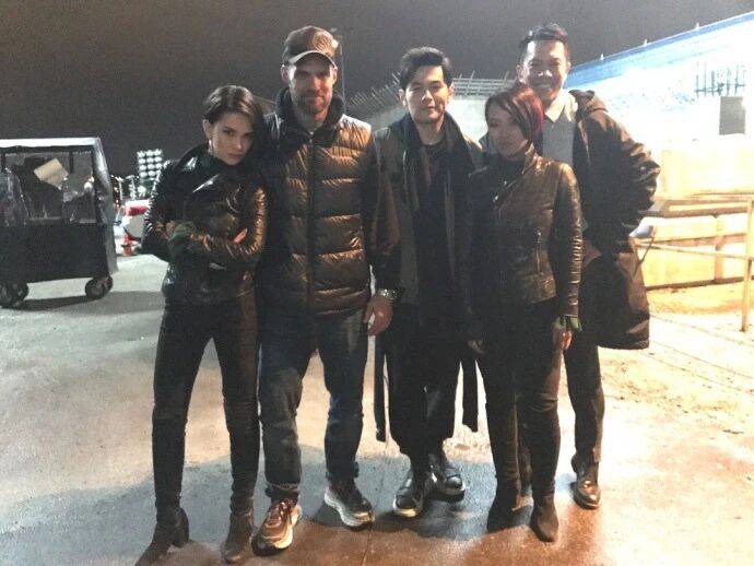 考古|昆凌现身暴瘦变化大！7年剖腹产下3娃，从“打工妹”到“天王嫂”，她的辛苦谁懂